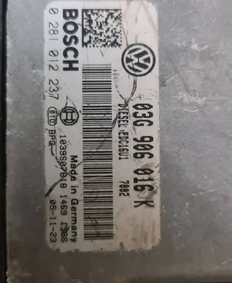 Skoda Octavia Mk2 (1Z) Engine control unit/module 03G906016K 1039S07818 0281012237