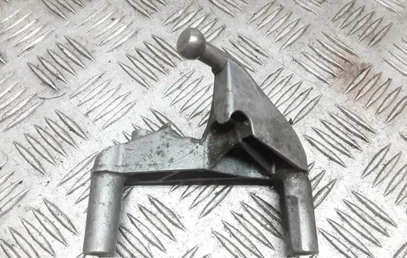 Mercedes-Benz C W203 Engine mounting bracket A6460160038