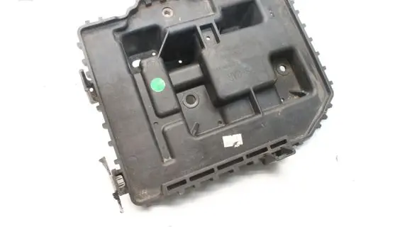 KIA Soul Battery box tray 37150E4000