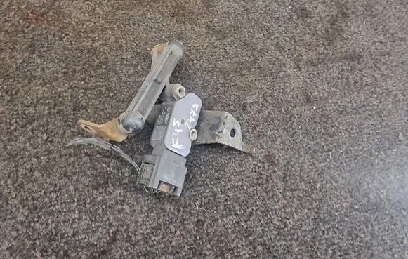 BMW X5 F15 Front height sensor lever 6867646 1061501782 10172401233