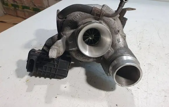 BMW 3 E90 E91 Turbo GTB2260V 777853 25820310