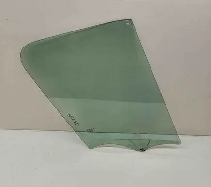 Renault Master III Front door window glass four-door 8200671991