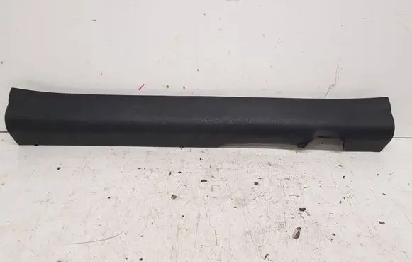 Hyundai i30 Front sill trim cover 85880A6100