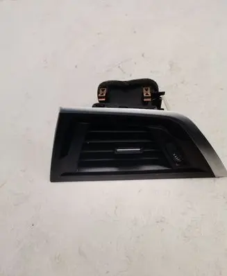 BMW 2 F22 F23 Dashboard side air vent grill/cover trim 9205355