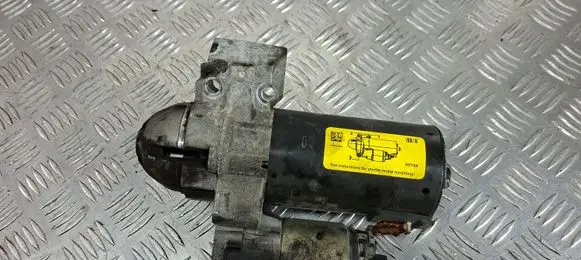 BMW 1 F20 F21 Starter motor 1005841209