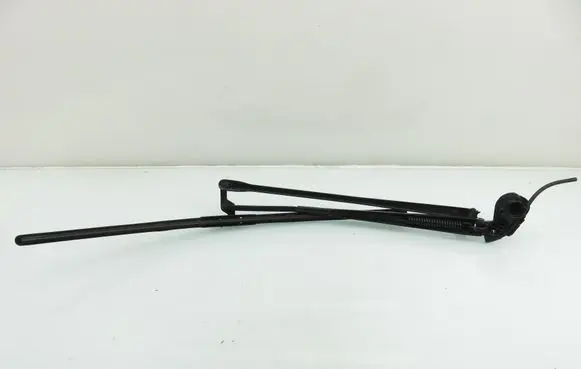Toyota Yaris Front wiper blade arm 