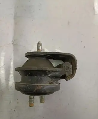 Suzuki Grand Vitara II Engine mount bracket RJ5522