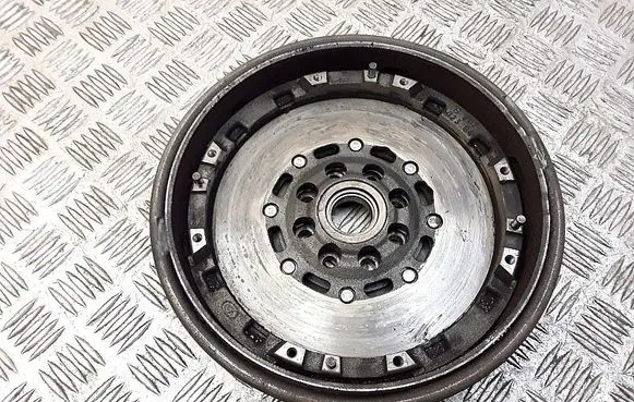 Mercedes-Benz Vaneo W414 Flywheel 