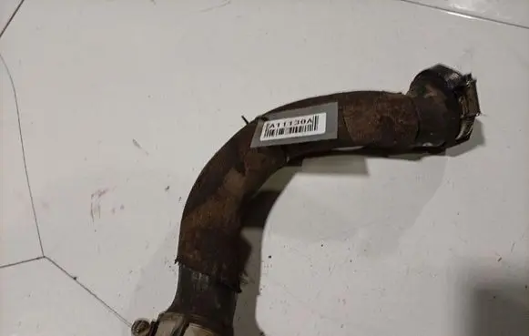 Audi A6 S6 C6 4F Engine coolant pipe/hose 