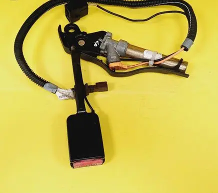 Citroen Xsara Front seatbelt buckle 9633737680