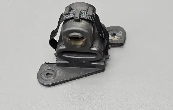 Citroen C3 Muffler mount bracket/holder 6P228