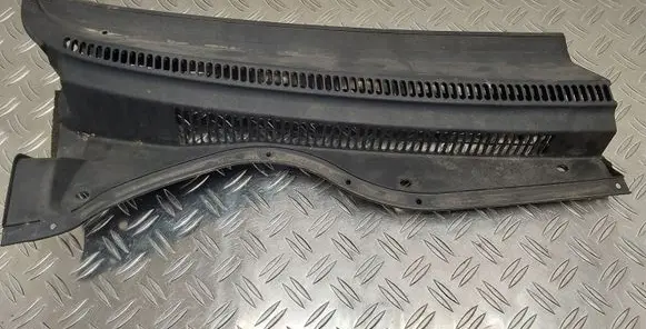 Toyota Corolla Verso AR10 Wiper trim 557810F010