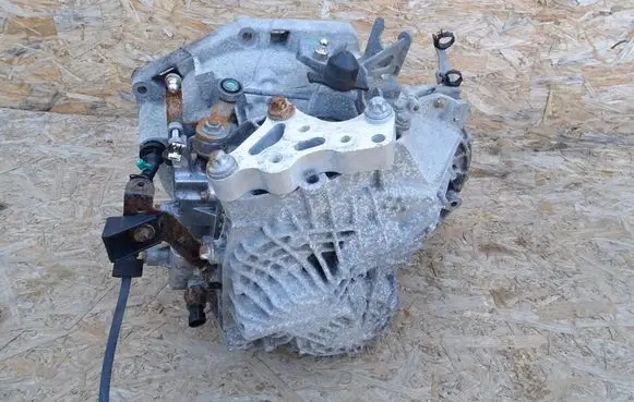 Fiat 500X Manual 5 speed gearbox C63563533