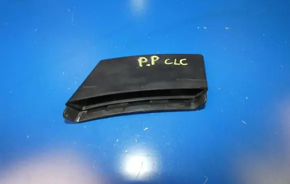 Mercedes-Benz CLC CL203 Front tow hook cap/cover A2038850222 8850222 A203
