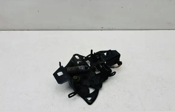 Volkswagen PASSAT B5.5 Engine bonnet/hood lock/catch 