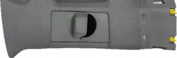 Cadillac Escalade IV (B) pillar trim (bottom) 23479265