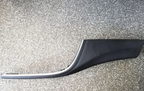 Buick Encore I Dashboard glove box trim 42502445