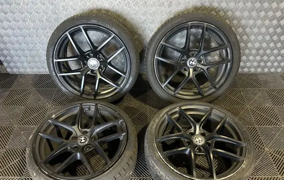 BMW 3 E92 E93 R19 alloy rim