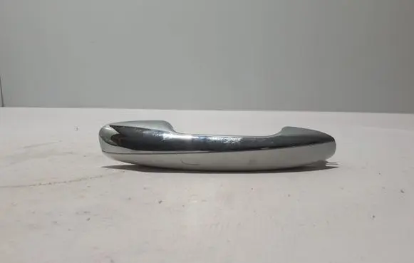 Mercedes-Benz GLA H247 Front door exterior handle