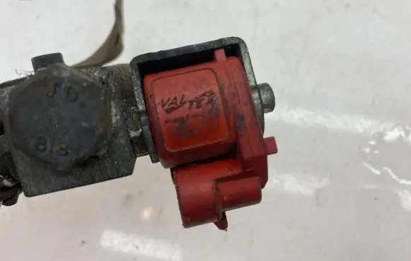 Subaru Legacy LP gas injector 