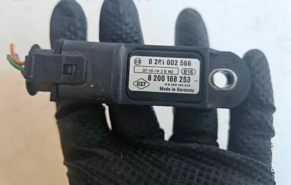 Renault Kangoo II Air pressure sensor 0281002566