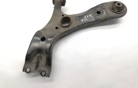 Toyota Auris E180 Front lower control arm/wishbone
