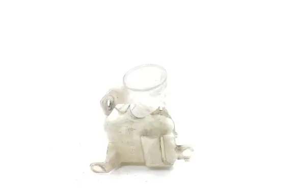 Windshield washer fluid reservoir/tank