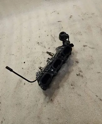 Audi A6 S6 C6 4F Intake manifold 06E133110H