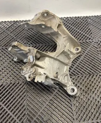 Audi A6 S6 C8 4K Engine mounting bracket 80A399296