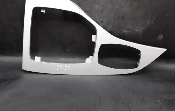 BMW X1 E84 Other center console (tunnel) element 52850610 R2991700