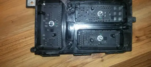 Opel Zafira A Fuse box set 74338100 1534937