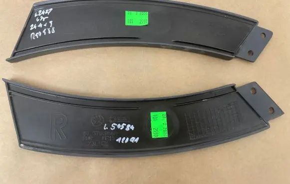 Skoda Octavia Mk4 Front arch trim BT3T0065A BT3T0066A