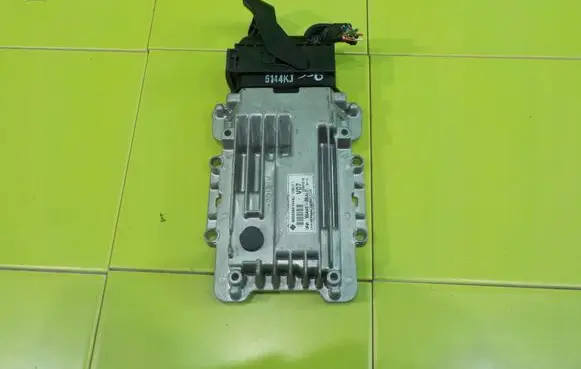 Hyundai i40 Torque split ecu control unit/module 954403BAL0