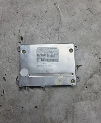 Mercedes-Benz E W211 Bluetooth control unit module A2118700026