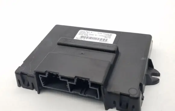 Ford Explorer Transfer box differential control unit 7L247H473AE M799G 4X4CM