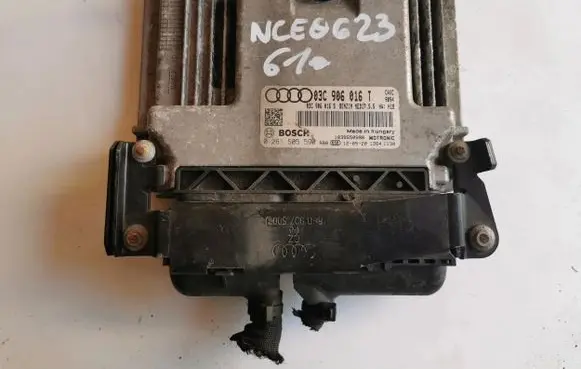 Volkswagen Golf VI Engine control unit/module ECU