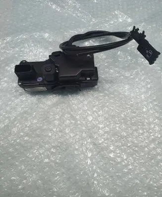 Tesla Model S Rear door lock 600891100D 600891100 6008911