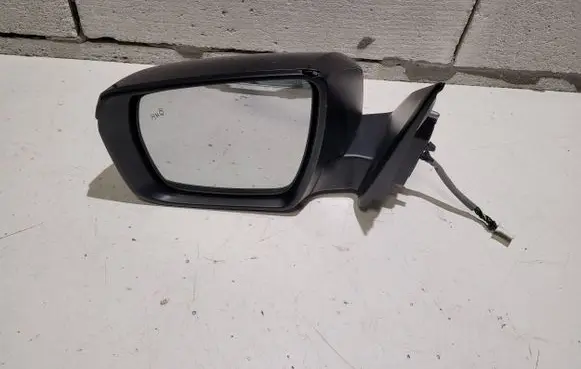 Isuzu D-Max Front door electric wing mirror 0411880