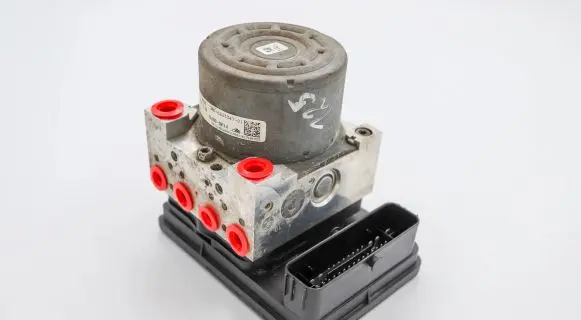 BMW i3 ABS Pump 6883348 10091765373 10062535311