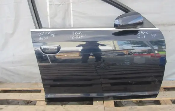 Audi A6 S6 C6 4F Front door