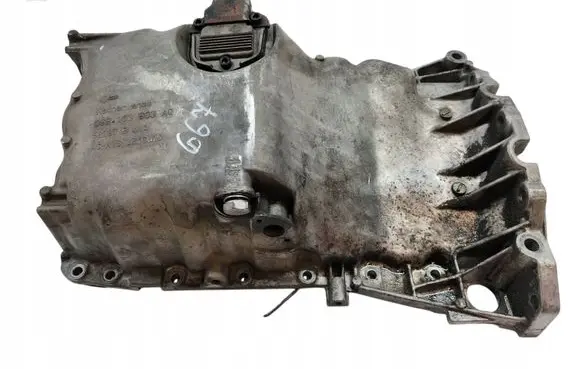 Volkswagen PASSAT B5.5 Oil sump 06B103603AQ