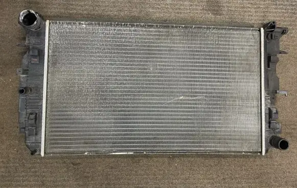 Mercedes-Benz Sprinter W906 Coolant radiator A9065000002