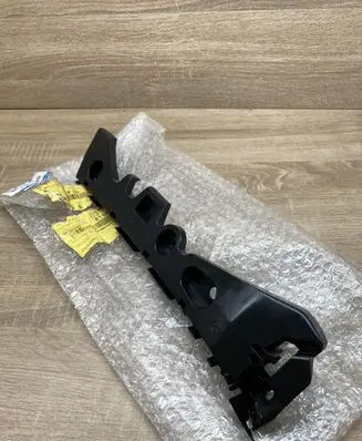 Mazda 3 III Rear bumper mounting bracket BHN1502J1A BHN1502J1