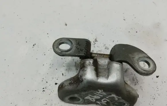 Toyota Avensis T250 Rear door upper hinge NOCODE