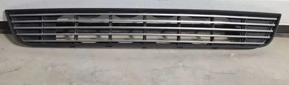 Ford Mustang V Front grill DR3j-8200-cb