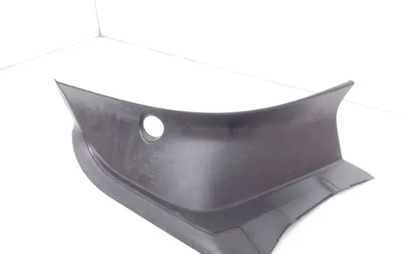 Polestar 2 Rear/tail light trim molding 32228374
