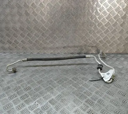 Mitsubishi 3000 GT Air conditioning (A/C) pipe/hose MB609543