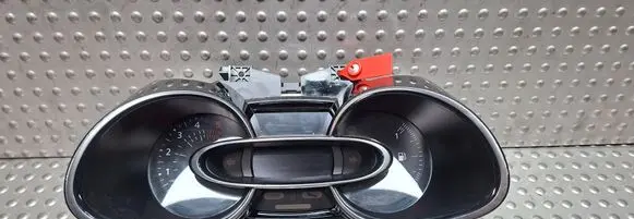 Renault Clio IV Speedometer (instrument cluster) S25053094 248100383R