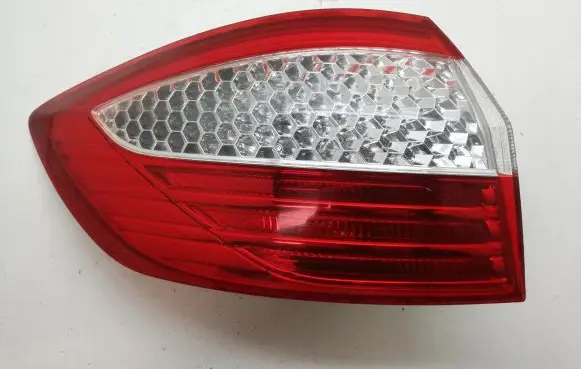 Ford Mondeo MK IV Rear/tail lights 7S7113405B