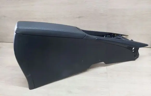 Toyota Avensis T270 Other center console (tunnel) element 